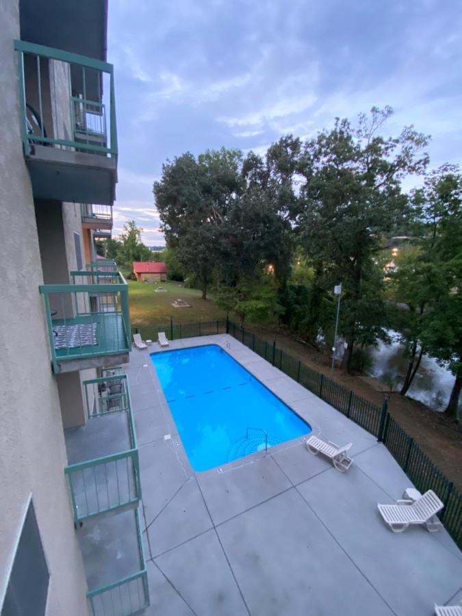 River Place Condos #102 2Bd Pigeon Forge Bagian luar foto